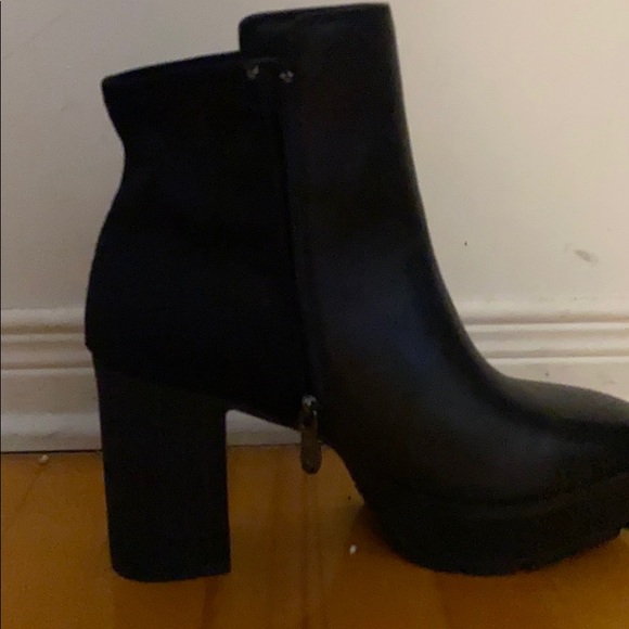 Artica Winter Boots - Picture 2 of 4